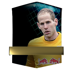 Péter Gulácsi 72 OVR FC Mobile player card
