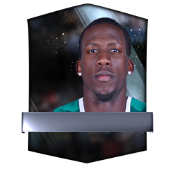 Luis Advíncula 69 OVR FC Mobile player card